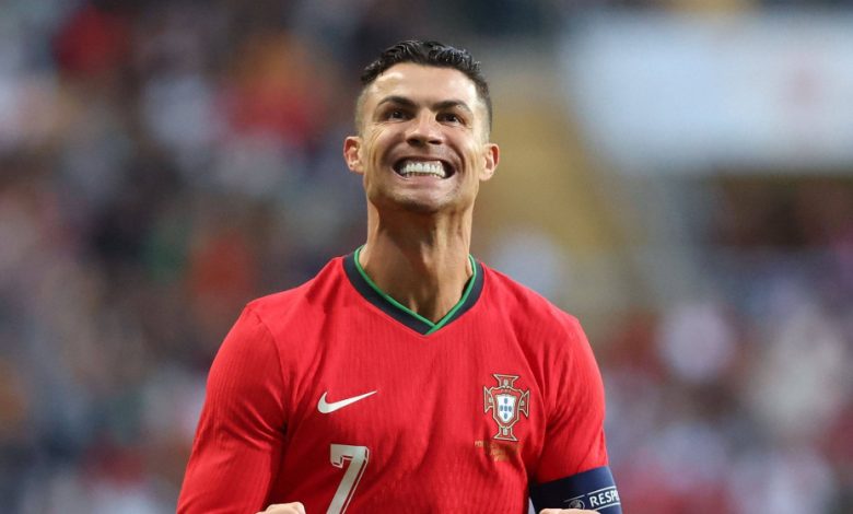 Photo of After Scoring 900th Career Goal, Incredible Ronaldo hits 1 Billion Followers on Social Media
